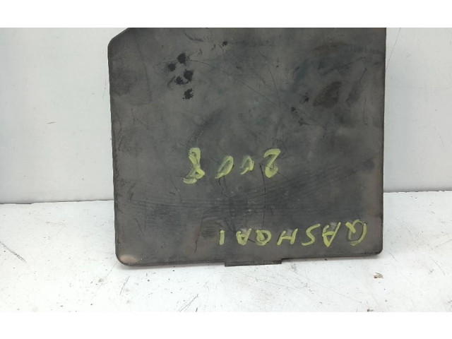   Pojistková skříňka 519136329   Nissan Qashqai+2 2007