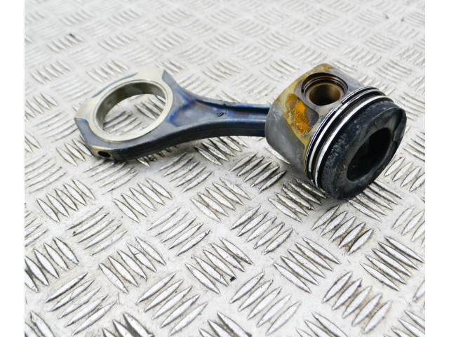 Přístrojová deska  Mercedes-Benz Vito Viano W639 2012 A6420304120, A6420302018  