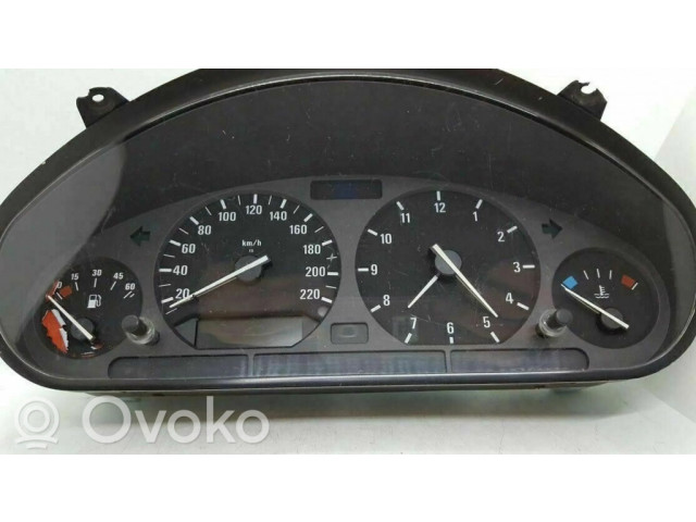 Přístrojová deska BMW 5 E34 1992 621108375040