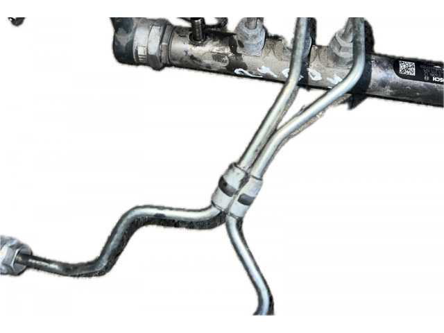 Топливная рампа 0445215025, 30777759   Volvo V70   для двигателя D 5204 T3