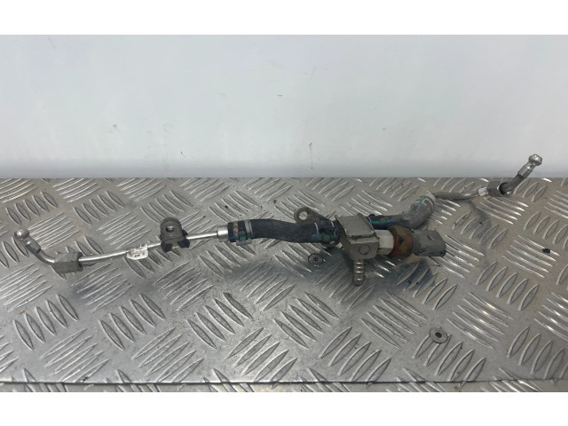 Vstřikovací lišta 079127509CB, 06E906051K Audi A8 S8 D4 4H