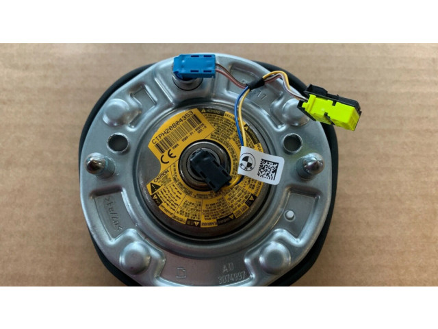 Подушка безопасности водителя 32307855724   BMW 7 G11 G12