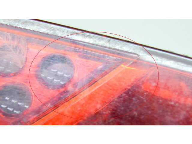 Задний фонарь правый 9680179080, VP5PFX13N004AA Peugeot 207 CC 2007-2014 года