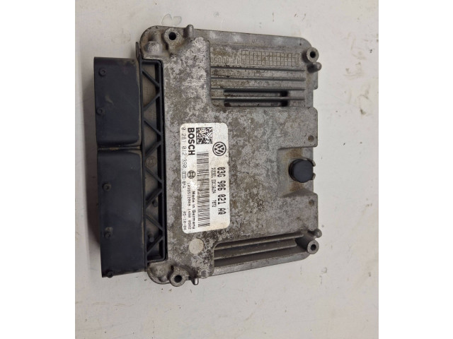 Řídící jednotka 03G906021AQ, 1039S12049 Volkswagen Caddy 2006