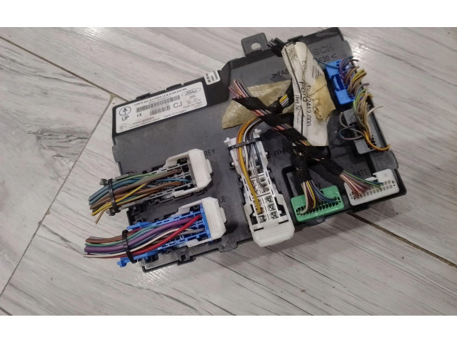 Блок комфорта 8V51-15K600-CJ Ford Fiesta