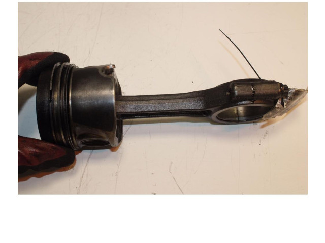  Поршень с шатуном CBD   Volkswagen Golf Plus  