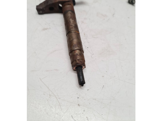 Vstřikovač 15062058F, 0445115067 Chrysler Grand Voyager V