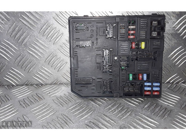 Pojistková skříňka 58c311f04 Nissan Pulsar 2016