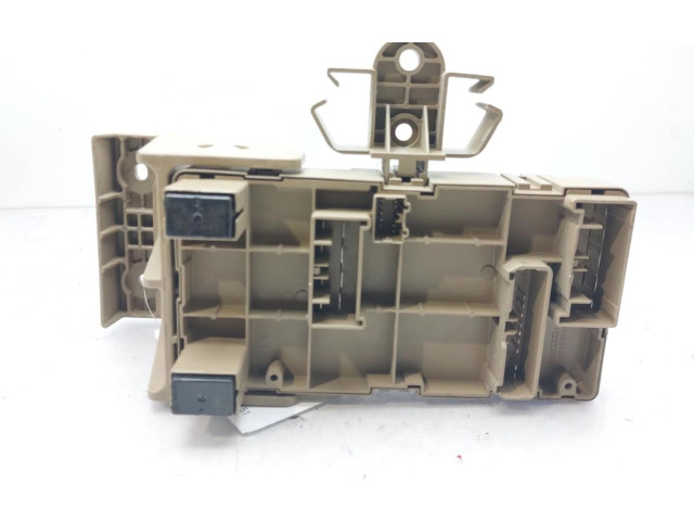 Блок предохранителей 82201FG010   Subaru Forester SH    