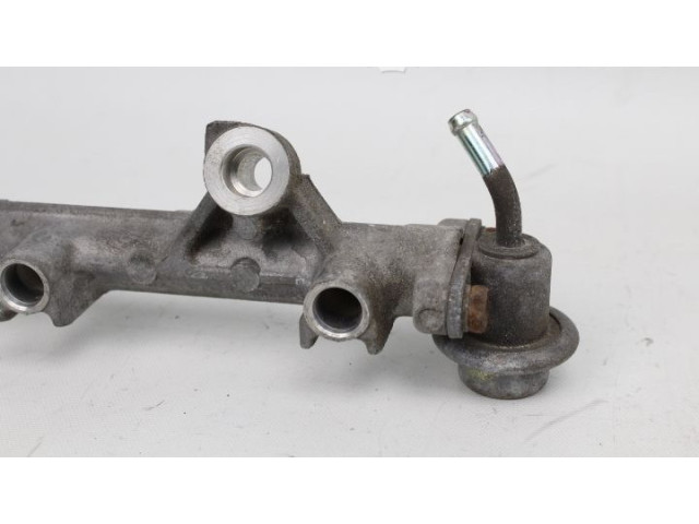 Топливная рампа    Mitsubishi Lancer  