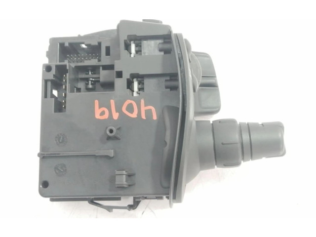 Переключатель дворников 88103003106 Renault Clio III