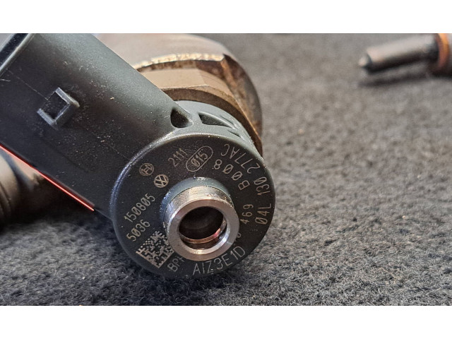 Комплект системы впрыска топлива 04L130755D, 0445010537    Skoda Octavia Mk3 (5E)   