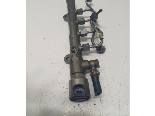 Vstřikovací lišta A6510700495 Mercedes-Benz E A207