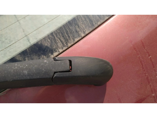 Моторчик заднего дворника Mazda 2