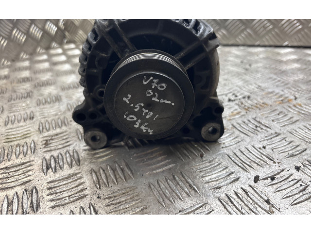 Генератор 9459093, 0124515021   Volvo V70      