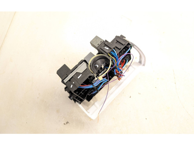 Блок предохранителей 31384034   Volvo XC90