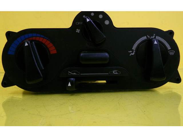 Блок управления климат-контролем MB947678   Mitsubishi Carisma