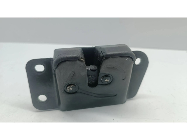 Zámek zadních dveří    Hyundai Matrix 2006