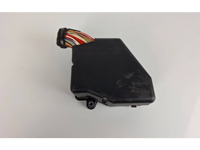 Блок предохранителей  8D1941824   Audi A6 S6 C5 4B    