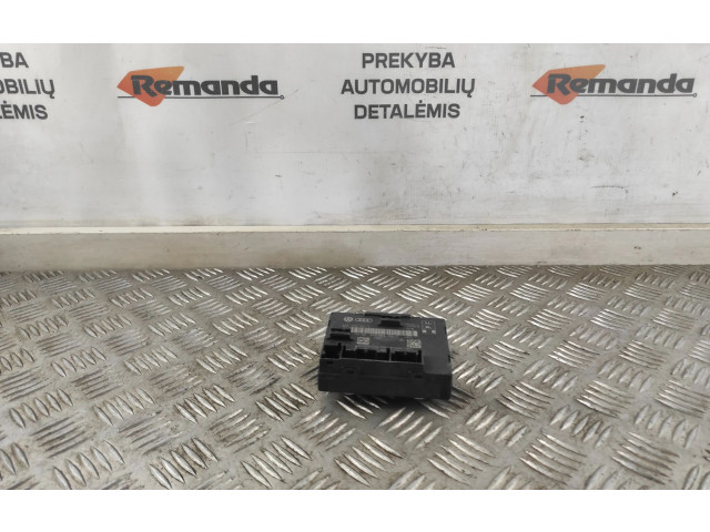 Píst 8X0959795C Audi Q3 8U DFT