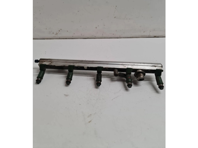 Топливная рампа 9202710 Volvo S60