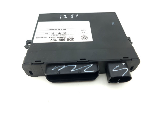 Блок управления 3D0909137 Bentley Flying Spur