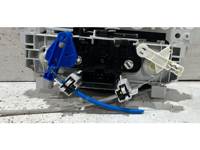 Блок управления климат-контролем    Dacia Duster