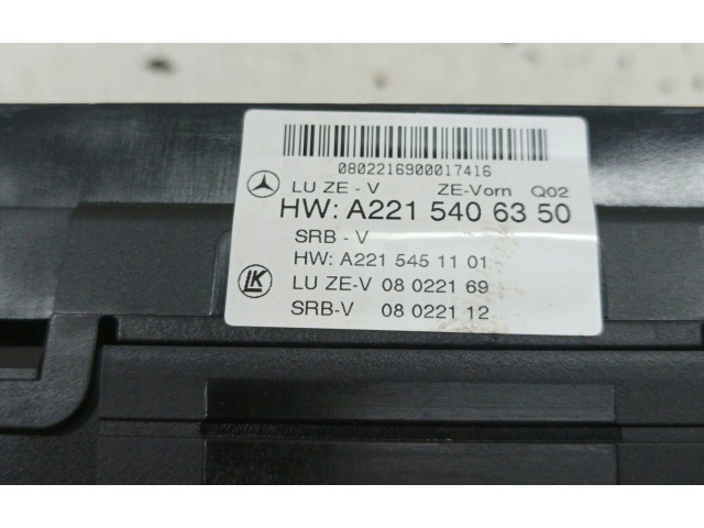 Pojistková skříňka A2215406350 Mercede-Benz S W221 2009