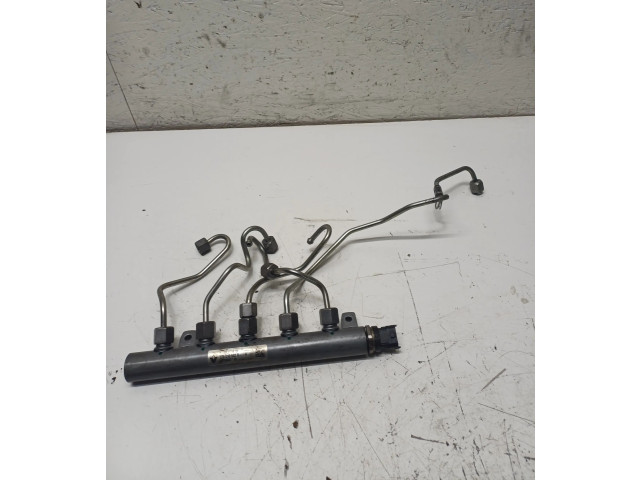 Vstřikovací lišta 175210542R   Nissan Qashqai     