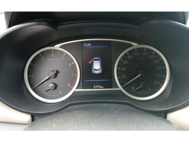 Pojistková skříňka Радио/ проигрыватель / навигация 735A, 5.774KMMARCADOS Nissan Micra K14 2019