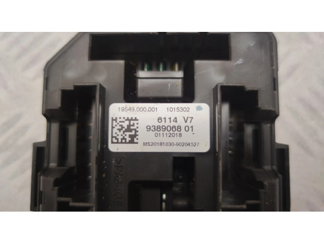 Pojistková skříňka 9389068 BMW 4 F36 Gran coupe 2018