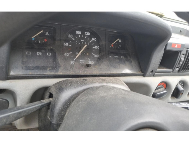 Přístrojová deska Opel Calibra 1991