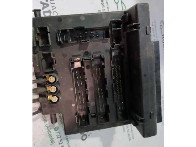 Блок предохранителей Rover Rover