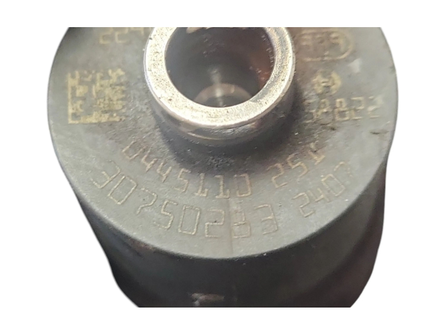 Vstřikovač 0445110251 Volvo XC90 D5244T