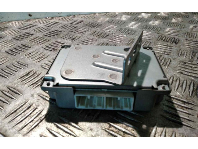 Řídící jednotka 330843X42A Nissan Navara 2007