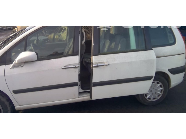 Панель приборов 610585   Citroen C8       