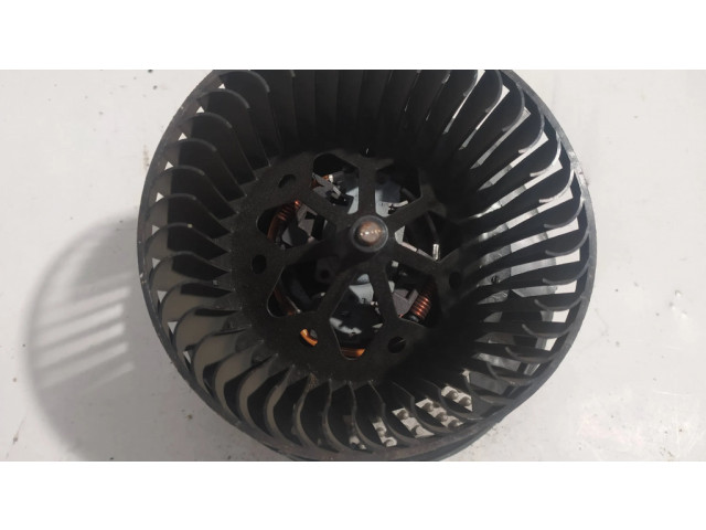 Вентилятор печки 219440341, D221 Skoda Superb B6 (3T)