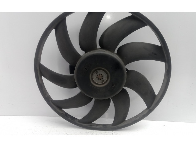 Вентилятор радиатора Audi A4 Allroad