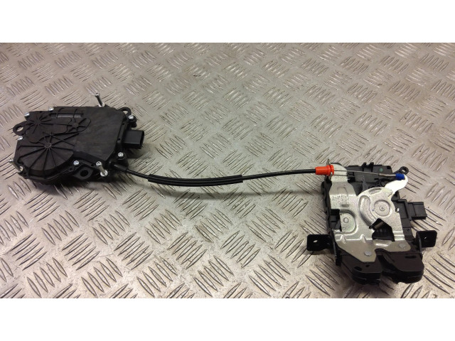 Zámek zadních dveří 505658050, 927776104   Alfa Romeo Stelvio 2020