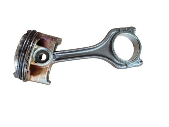  Поршень  4E107065FA, 4E198401D  Audi A3 S3 8V  