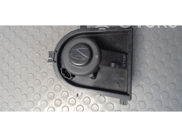 Вентилятор радиатора     1J1819021B, 1J1819021A    Volkswagen New Beetle 