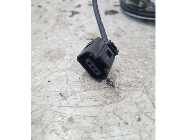 Замок багажника     Volkswagen Golf IV 1998 - 2005 года