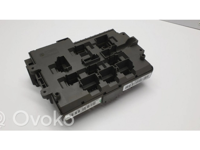 Pojistková skříňka 911944502, 90600738 BMW 1 E81 E87 2007