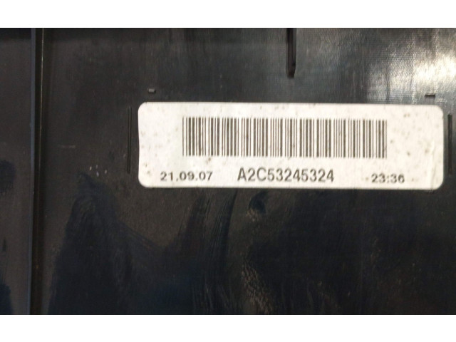 Přístrojová deska Mercedes-Benz C W204 2007 A2045401648, A2C53245324