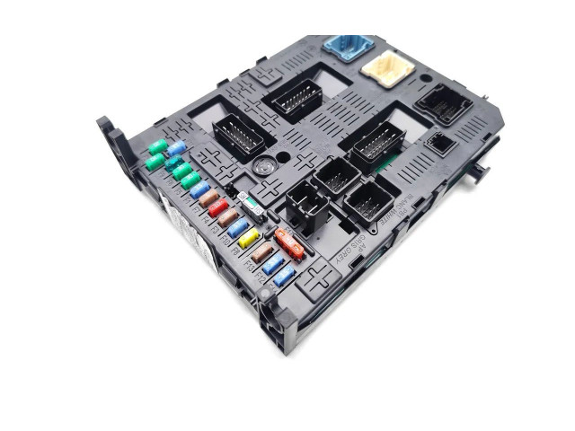 Блок предохранителей 966689548002 Citroen C5