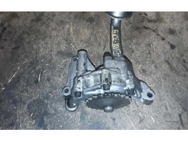 Čerpadlo oleje 038115105C Volkswagen Touran I