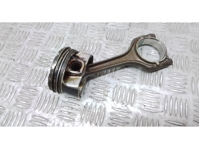 Поршень Kolben mit Pleuel  04ER  Volkswagen Jetta USA  