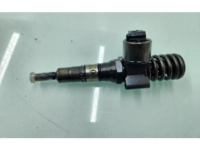 Форсунка 03G130073G Audi A3 S3 8P