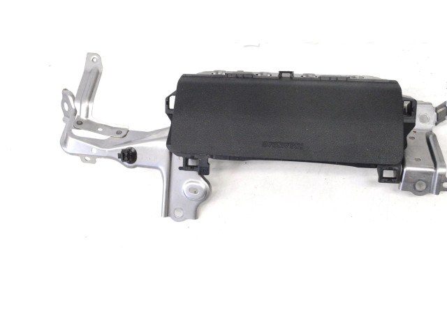 Подушка безопасности для колен 0589P1000369 Lexus IS III XE30