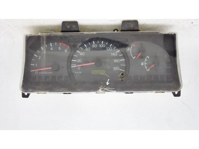 Панель приборов MR148920 Mitsubishi L400, Space Gear